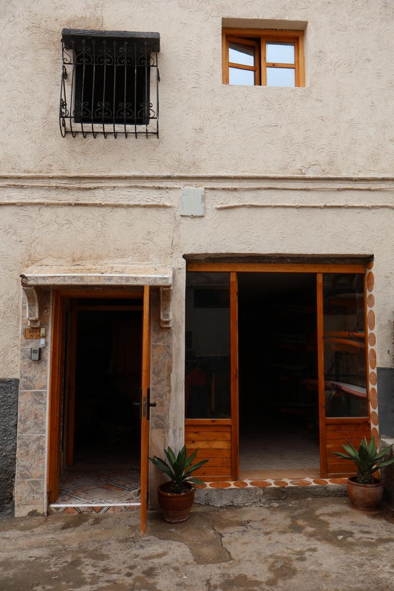 Anza Surfhouse Bed & Breakfast Agadir Exterior photo